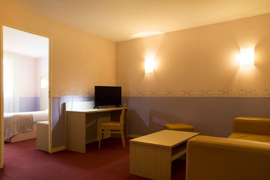 Brit Hotel Le Lion D'Or Chinon Bilik gambar