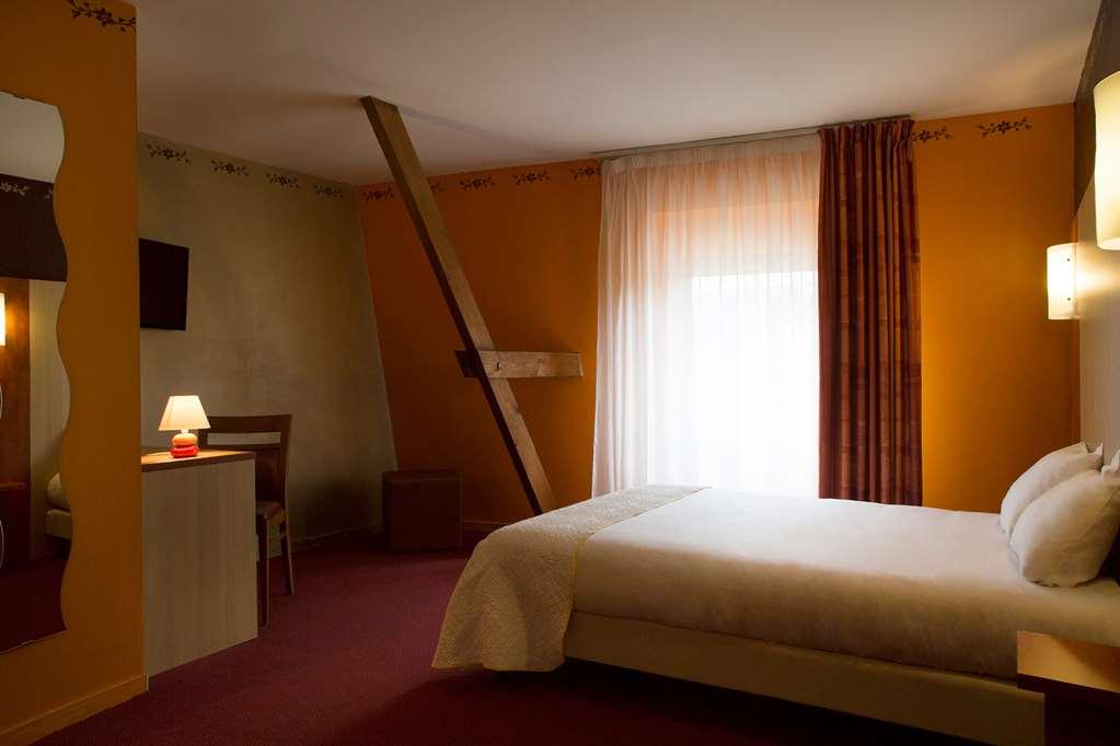 Brit Hotel Le Lion D'Or Chinon Bilik gambar