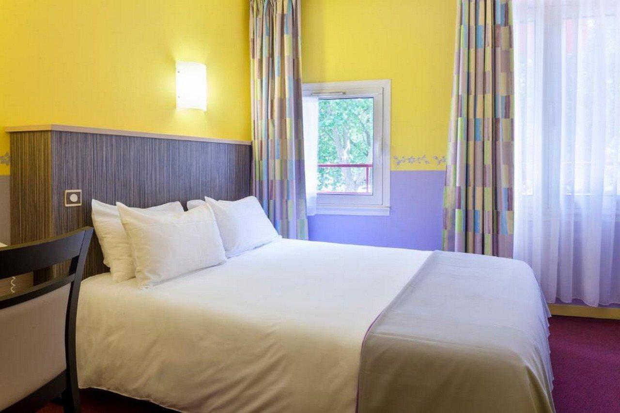 Brit Hotel Le Lion D'Or Chinon Luaran gambar