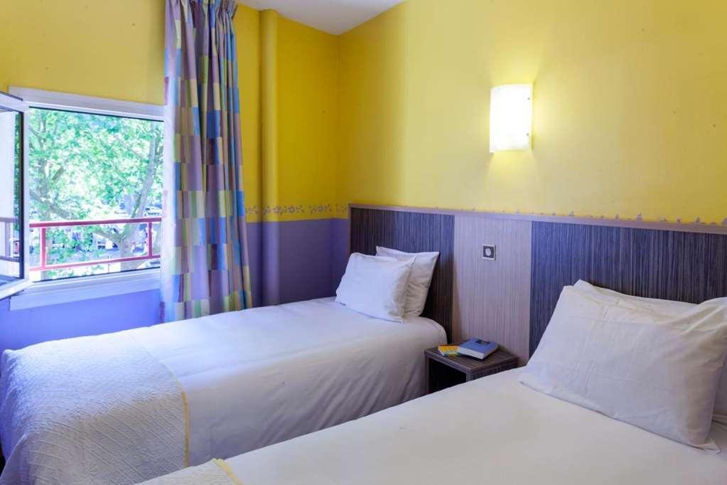 Brit Hotel Le Lion D'Or Chinon Bilik gambar