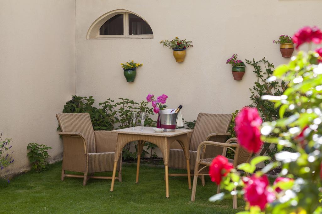 Brit Hotel Le Lion D'Or Chinon Luaran gambar